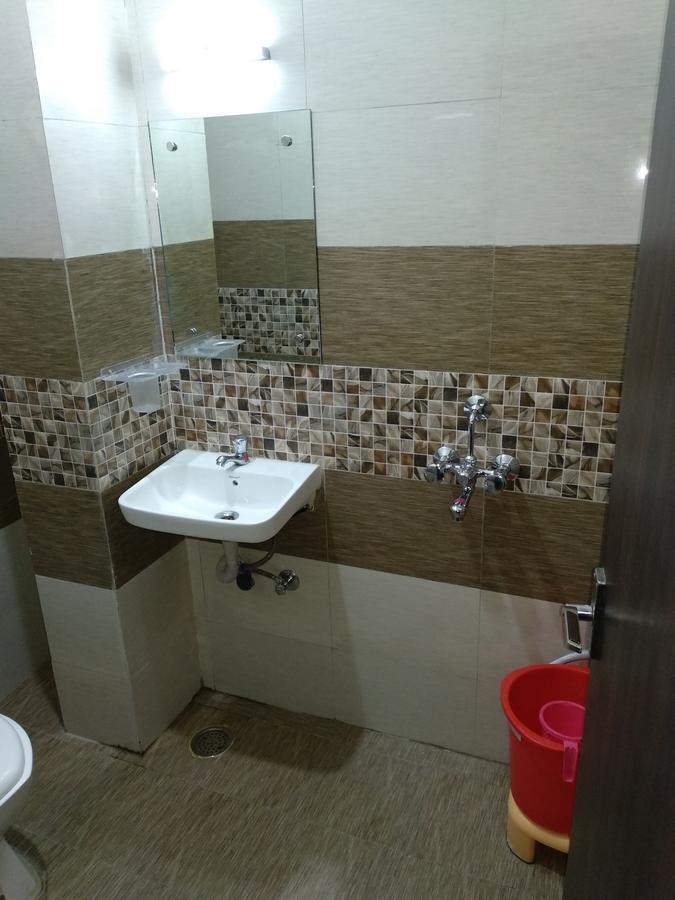 Oyo 60976 Hotel Shree Ji Morena Dış mekan fotoğraf